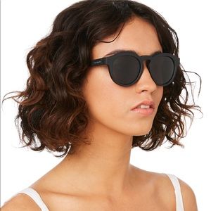 VonZipper Women’s Ditty Sunglasses